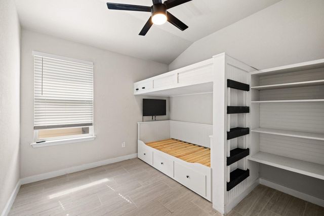 202 Low Bramble DR, Hutto, TX 78634