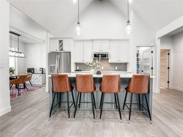 12573 Sweet Point, Guthrie, OK 73044