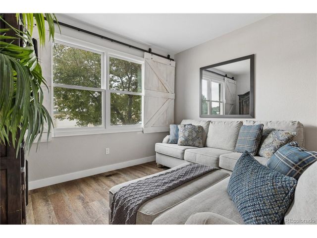 117 Willowleaf Dr, Littleton, CO 80127