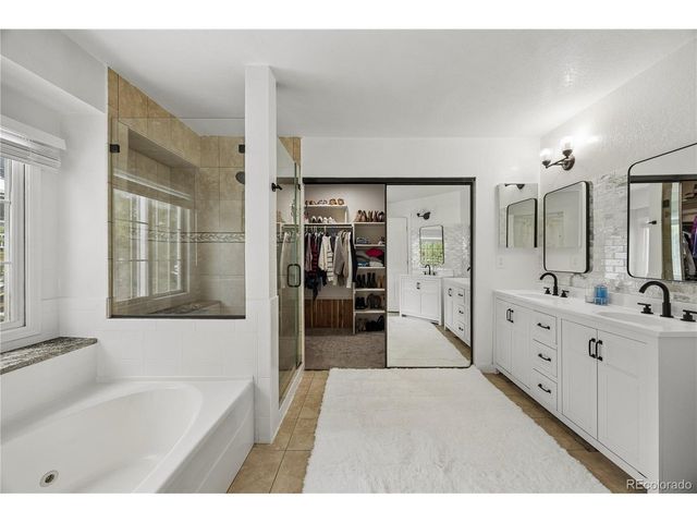 117 Willowleaf Dr, Littleton, CO 80127