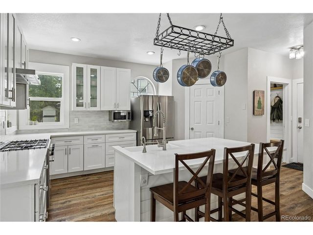 117 Willowleaf Dr, Littleton, CO 80127
