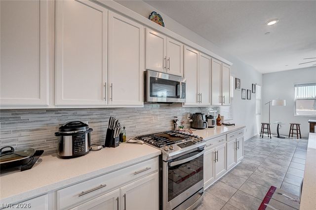 33 Reverie Heights Avenue, Henderson, NV 89011