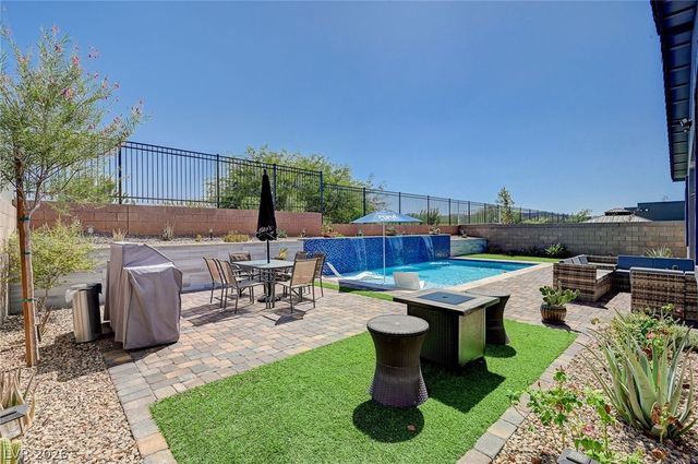 33 Reverie Heights Avenue, Henderson, NV 89011