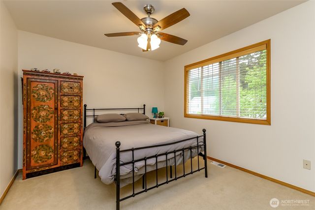 1502 Jensen Avenue, Dupont, WA 98327