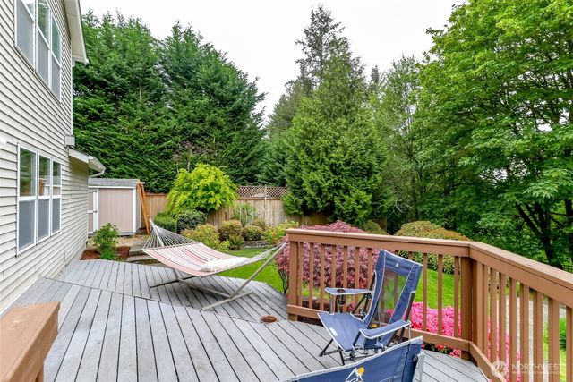 1502 Jensen Avenue, Dupont, WA 98327