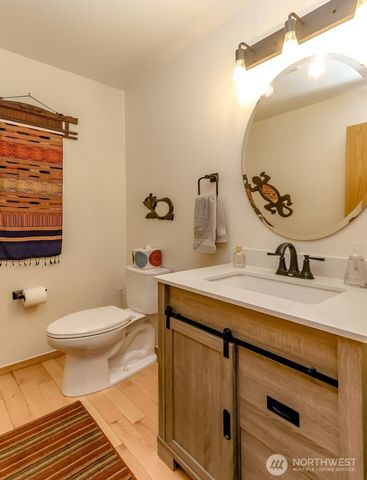 1502 Jensen Avenue, Dupont, WA 98327
