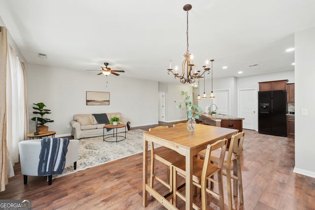 6031 Heisler Street, Rex, GA 30273