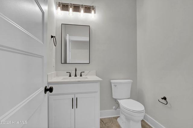 101 Captains Lane, Sneads Ferry, NC 28460