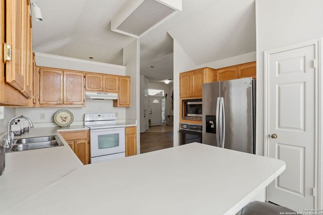 5123 Pine Lake, San Antonio, TX 78244