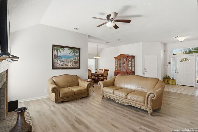 5123 Pine Lake, San Antonio, TX 78244