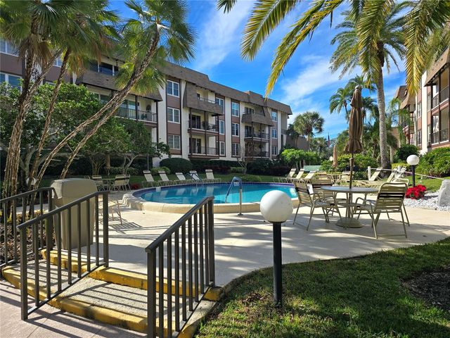 3031 COUNTRYSIDE BOULEVARD 35C, Clearwater, FL 33761