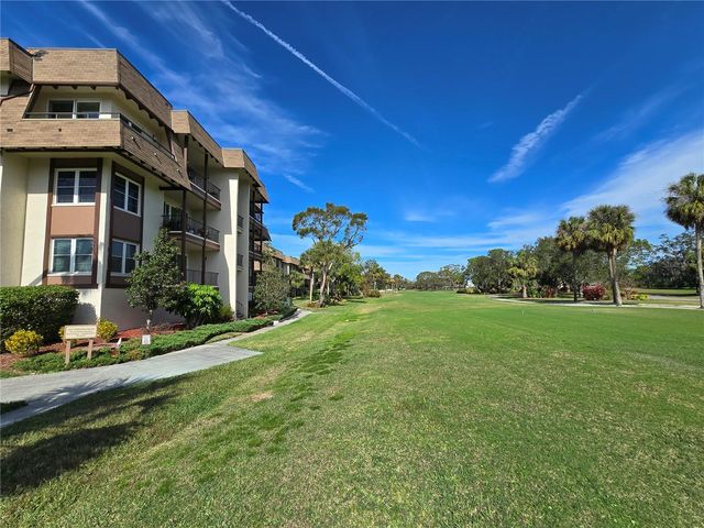 3031 COUNTRYSIDE BOULEVARD 35C, Clearwater, FL 33761