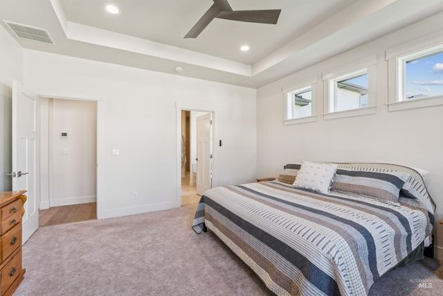 7522 E Newcastle Dr, Nampa, ID 83687