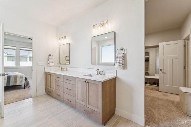 7522 E Newcastle Dr, Nampa, ID 83687