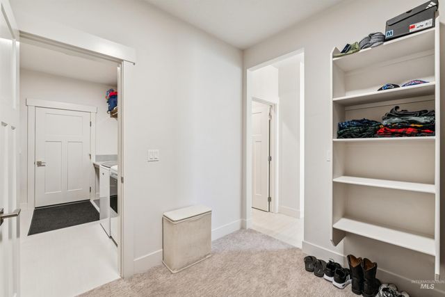 7522 E Newcastle Dr, Nampa, ID 83687