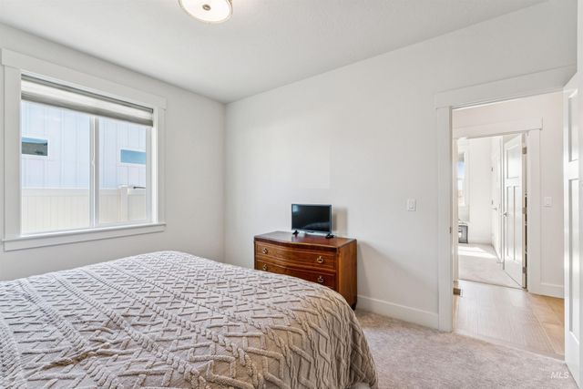 7522 E Newcastle Dr, Nampa, ID 83687