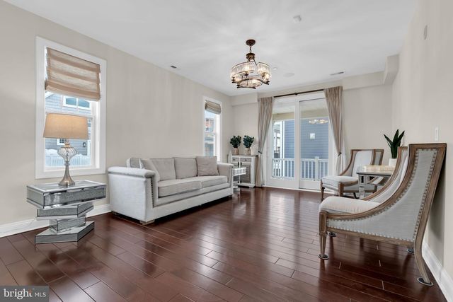 21 OCEAN TERR, Long Branch, NJ 07740