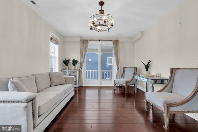 21 OCEAN TERR, Long Branch, NJ 07740