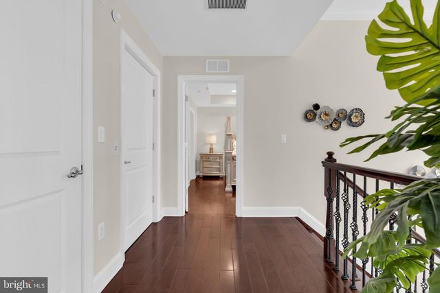 21 OCEAN TERR, Long Branch, NJ 07740