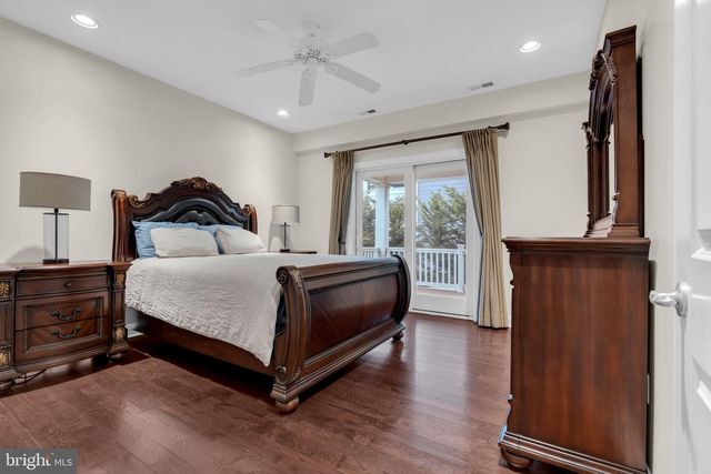 21 OCEAN TERR, Long Branch, NJ 07740