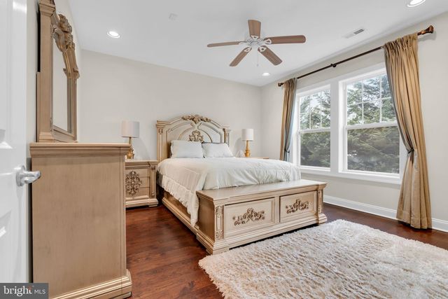 21 OCEAN TERR, Long Branch, NJ 07740