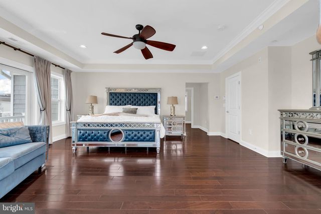 21 OCEAN TERR, Long Branch, NJ 07740