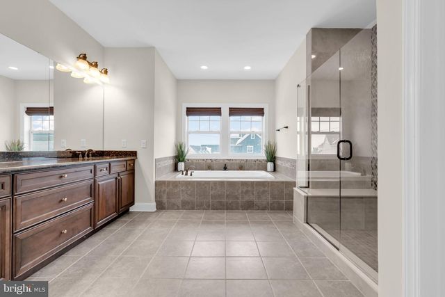 21 OCEAN TERR, Long Branch, NJ 07740