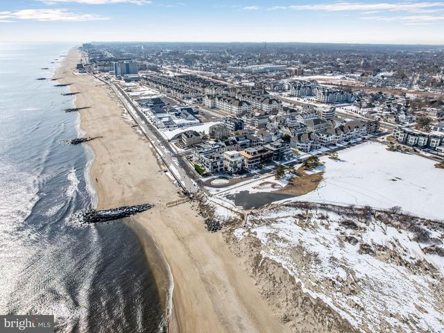 21 OCEAN TERR, Long Branch, NJ 07740