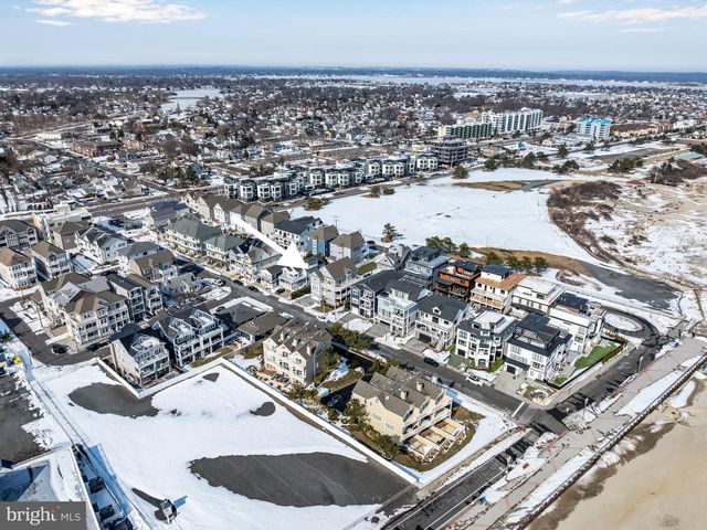 21 OCEAN TERR, Long Branch, NJ 07740