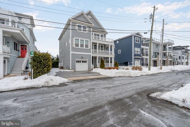 21 OCEAN TERR, Long Branch, NJ 07740