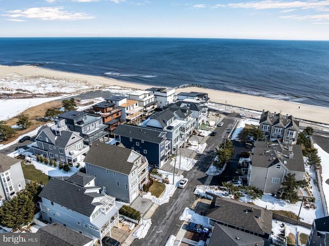21 OCEAN TERR, Long Branch, NJ 07740