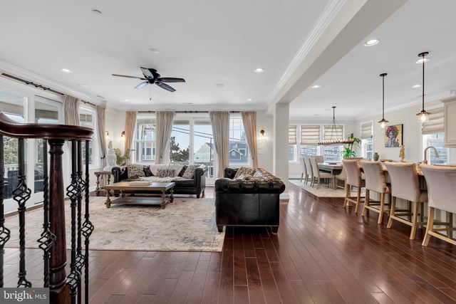 21 OCEAN TERR, Long Branch, NJ 07740