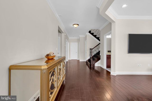 21 OCEAN TERR, Long Branch, NJ 07740