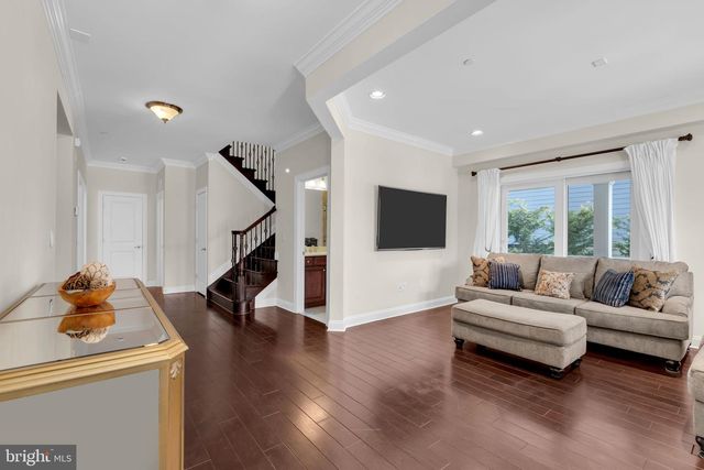 21 OCEAN TERR, Long Branch, NJ 07740