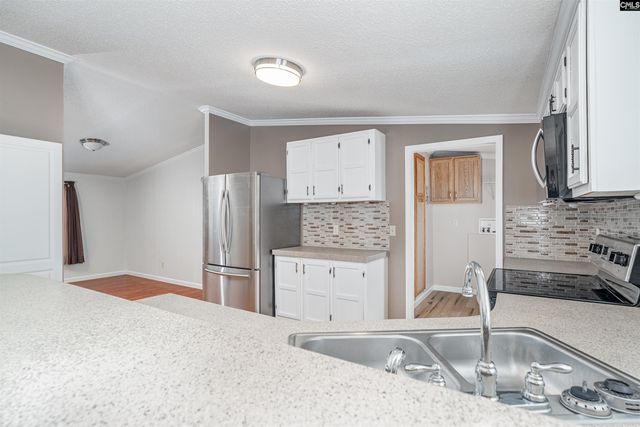 323 Peele Court, Swansea, SC 29160