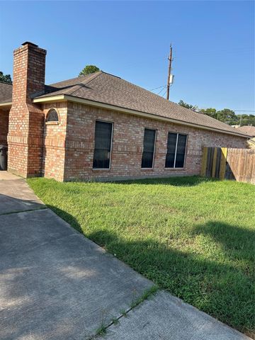 17610 W Fawn River Circle, Spring, TX 77379