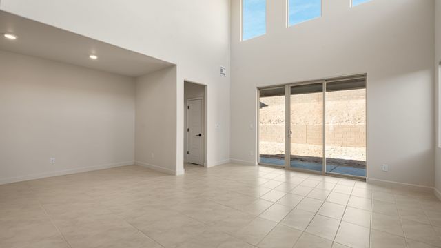 77 Calle Fuerza, Santa Fe, NM 87508