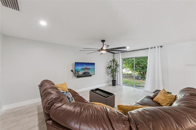 10792 LAZY LAKE DRIVE, Orlando, FL 32821