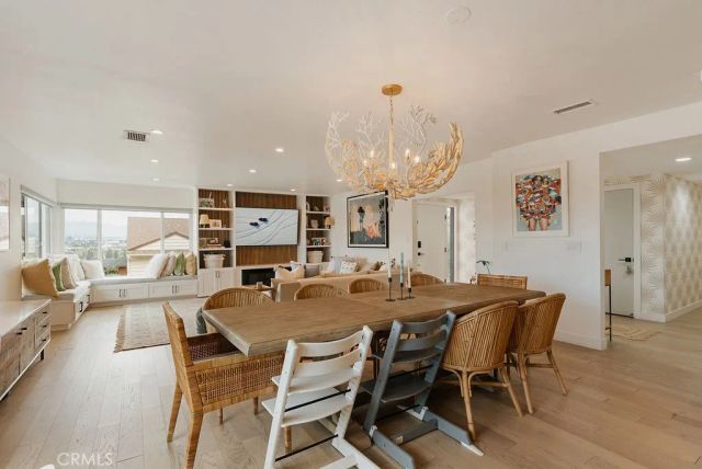 4028 Don Diablo, Los Angeles, CA 90008