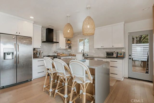 4028 Don Diablo, Los Angeles, CA 90008