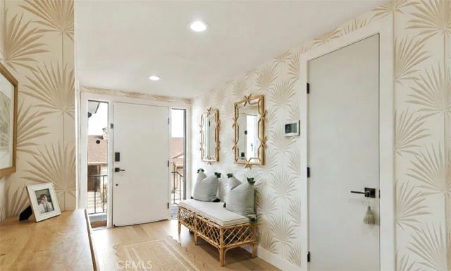 4028 Don Diablo, Los Angeles, CA 90008