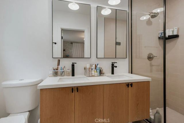 4028 Don Diablo, Los Angeles, CA 90008