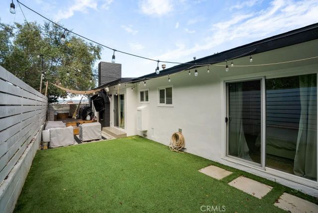 4028 Don Diablo, Los Angeles, CA 90008