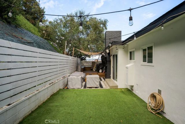 4028 Don Diablo, Los Angeles, CA 90008