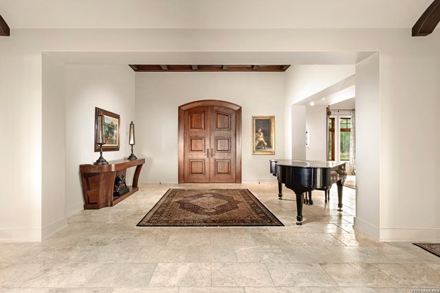 2428 Clubs, Boerne, TX 78006