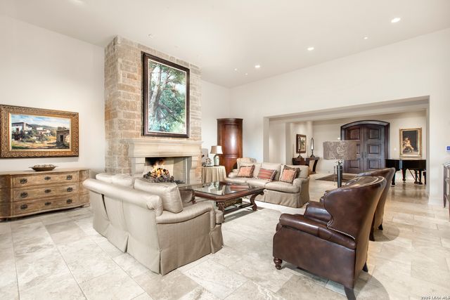 2428 Clubs, Boerne, TX 78006