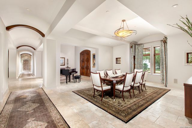 2428 Clubs, Boerne, TX 78006