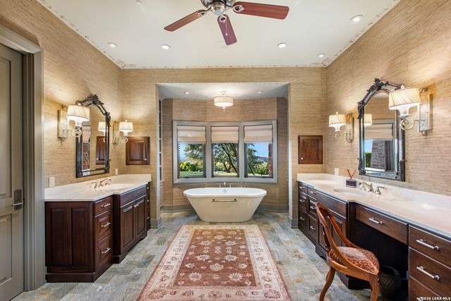 2428 Clubs, Boerne, TX 78006