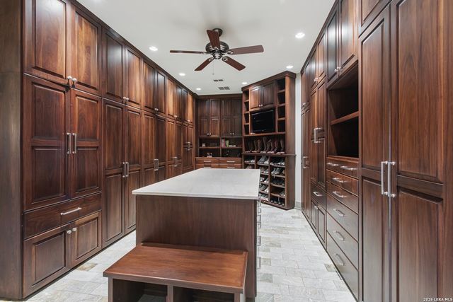 2428 Clubs, Boerne, TX 78006