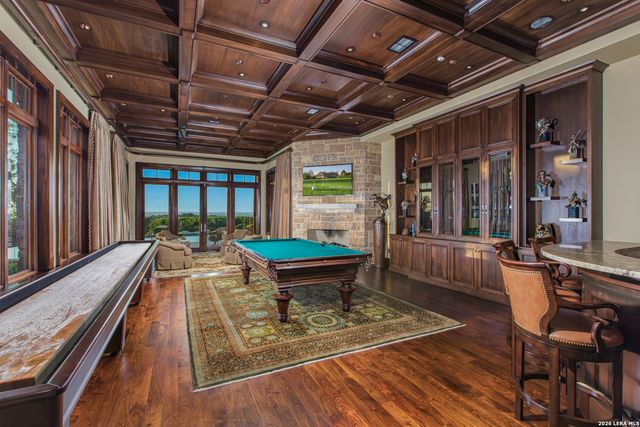2428 Clubs, Boerne, TX 78006